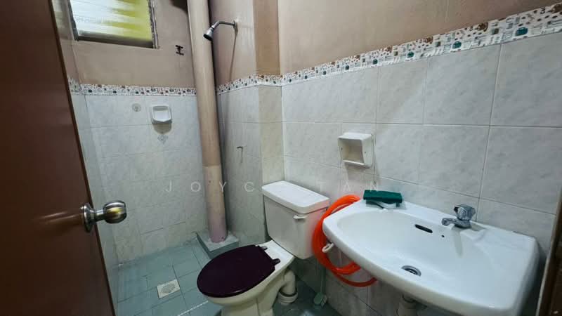 Pangsapuri untuk Dijual di Sri Akasia - Joyce Tan - Bathroom - PropertyGuru.com.my