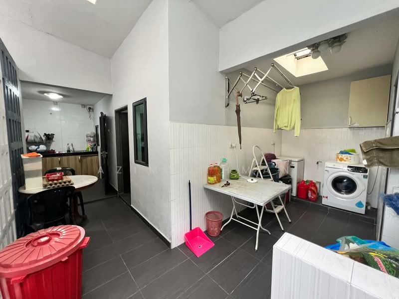 Rumah Teres 2 Tingkat untuk Dijual di Taman Permata (Ulu Kelang) - Azim Othman - Kitchen - PropertyGuru.com.my