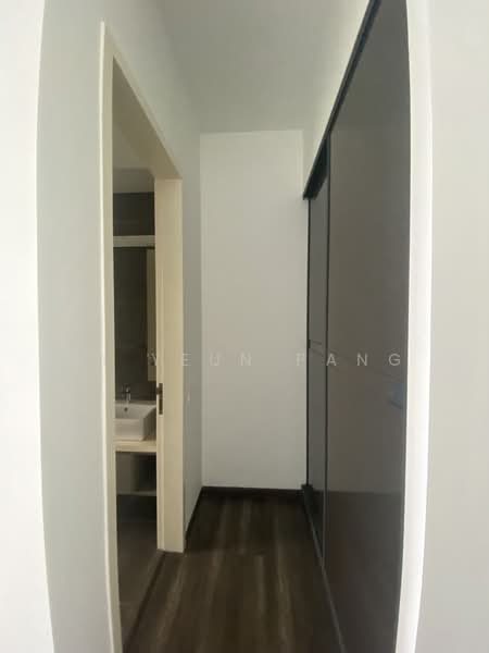 Kondominium untuk Disewa di The Rainz - Li Yeun Pang - Bathroom - PropertyGuru.com.my