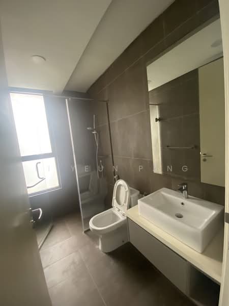Kondominium untuk Disewa di The Rainz - Li Yeun Pang - Bathroom - PropertyGuru.com.my