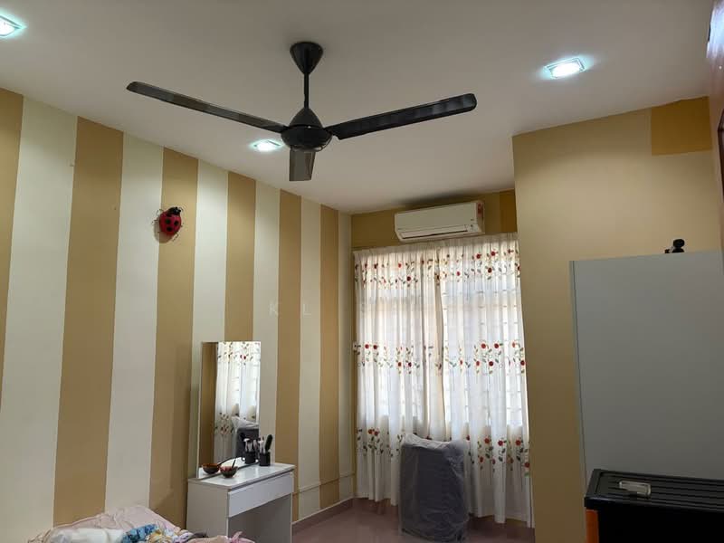 Rumah Teres 2 Tingkat untuk Dijual di Taman Bukit Kepayang Fasa 1 (Seremban) - KL See - Bedroom - PropertyGuru.com.my