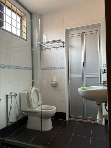 Rumah Teres 2 Tingkat untuk Dijual di Taman Bukit Kepayang Fasa 1 (Seremban) - KL See - Bathroom - PropertyGuru.com.my