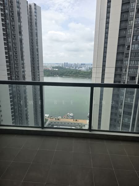Kondominium untuk Dijual di R&F Princess Cove Phase 2-Seine Region - Ewe Bee Leng - Balcony - PropertyGuru.com.my