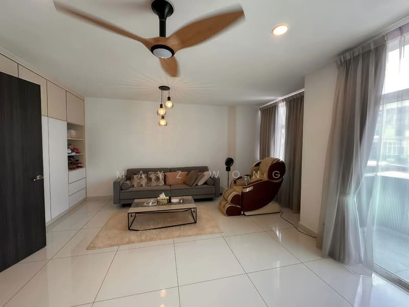 Rumah Berkembar untuk Dijual di Taman Mutiara Rini (Skudai) - Mayz Wong - Living Room - PropertyGuru.com.my