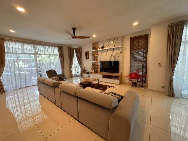 Rumah Berkembar untuk Dijual di Taman Mutiara Rini (Skudai) - Mayz Wong - Living Room - PropertyGuru.com.my