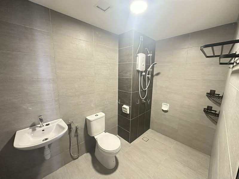 Service Residence for Sale at The New Duo @ Edumetro - Chan JY - Bathroom - PropertyGuru.com.my