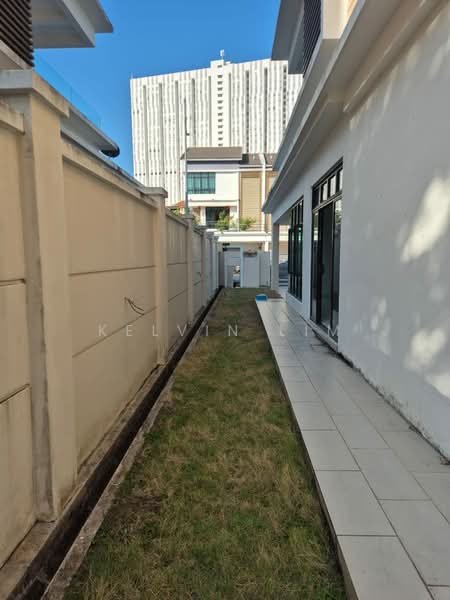 Semi-Detached House for Sale in Batu Ferringhi (Penang) - Kelvin Lim - PropertyGuru.com.my