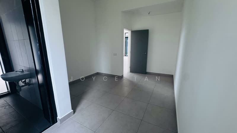 2-storey Terraced House for Sale in Taman Mount Austin (Tebrau) - Joyce Tan - Interior - PropertyGuru.com.my