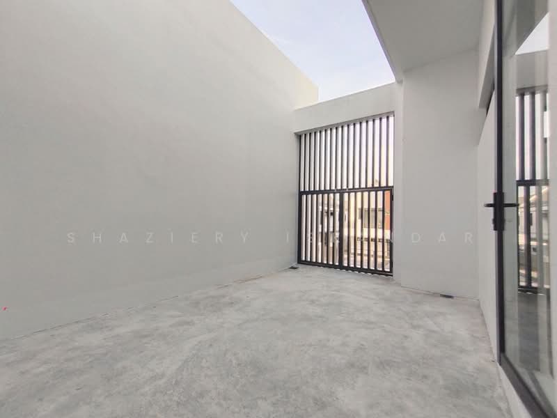 Rumah Berkembar untuk Dijual di Elmina (Shah Alam) - Shaziery Iskandar - Exterior - PropertyGuru.com.my