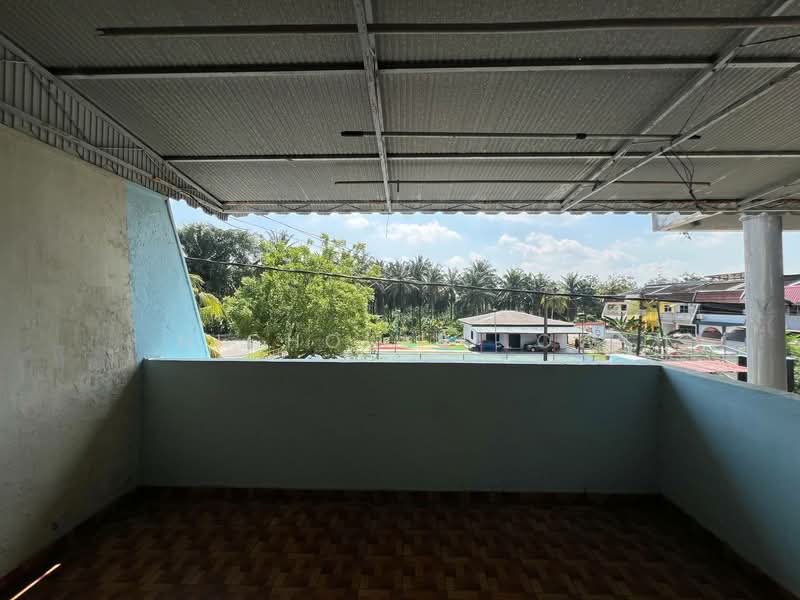 2-storey Terraced House for Rent in Skudai (Johor) - Nicholas Low - Balcony - PropertyGuru.com.my