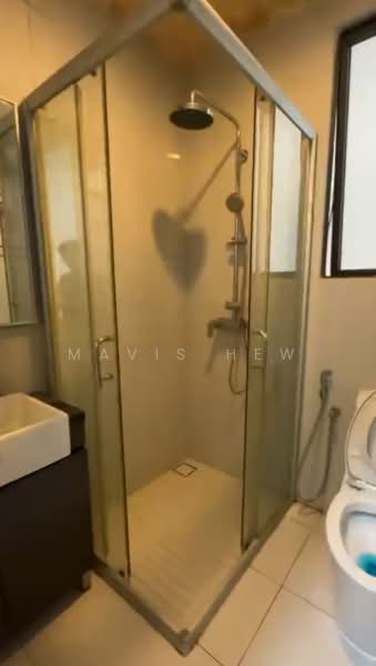 Condominium for Rent at Kings Bay @ Country Garden Danga Bay - Mavis Hew - Bathroom - PropertyGuru.com.my