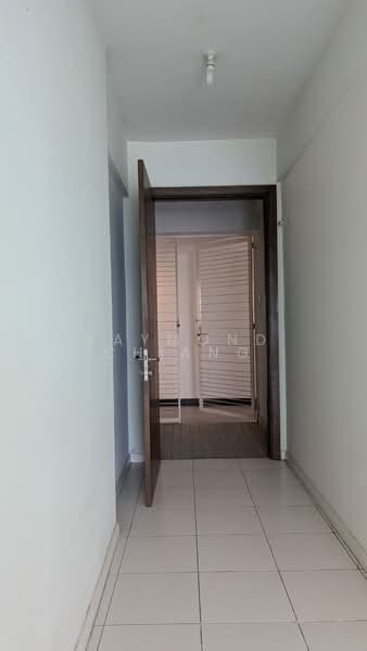 Kondominium untuk Disewa di The Saffron - Raymond Chiang - Corridor - PropertyGuru.com.my