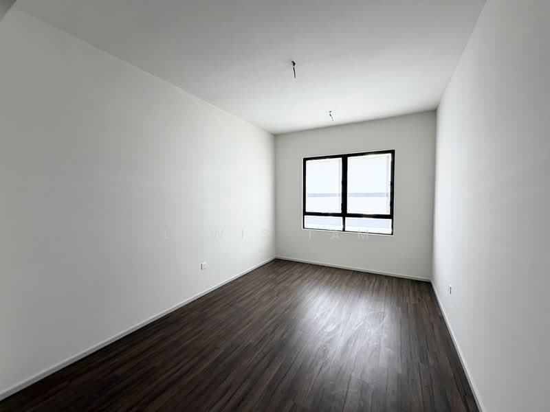 3-storey Terraced House for Sale in Taman Bukit Serdang (Seri Kembangan) - Lewis Tam - PropertyGuru.com.my