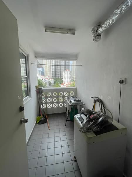 Kondominium untuk Dijual di Pantai Hillpark 2 - Ng Hon Keong - Balcony - PropertyGuru.com.my