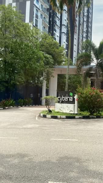 Kondominium untuk Dijual di Cyberia Crescent 1 - Stella Foo - Exterior - PropertyGuru.com.my