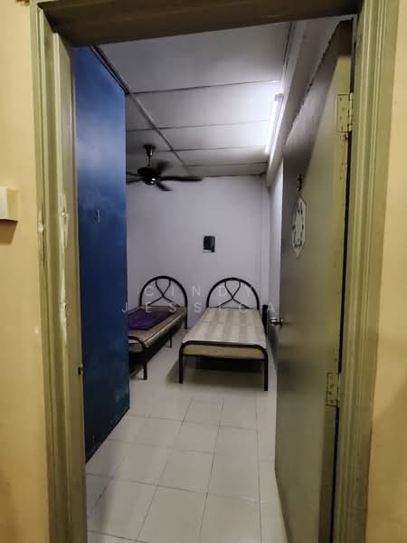 Flat for Sale at Dataran Otomobil - Cindy Jessica - PropertyGuru.com.my