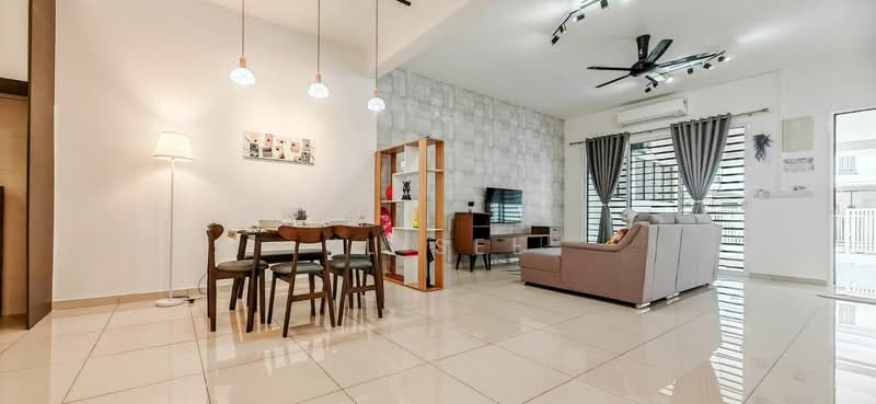 2-storey Terraced House for Sale in Bandar Sri Sendayan (Negeri Sembilan) - KL See - Living Room - PropertyGuru.com.my