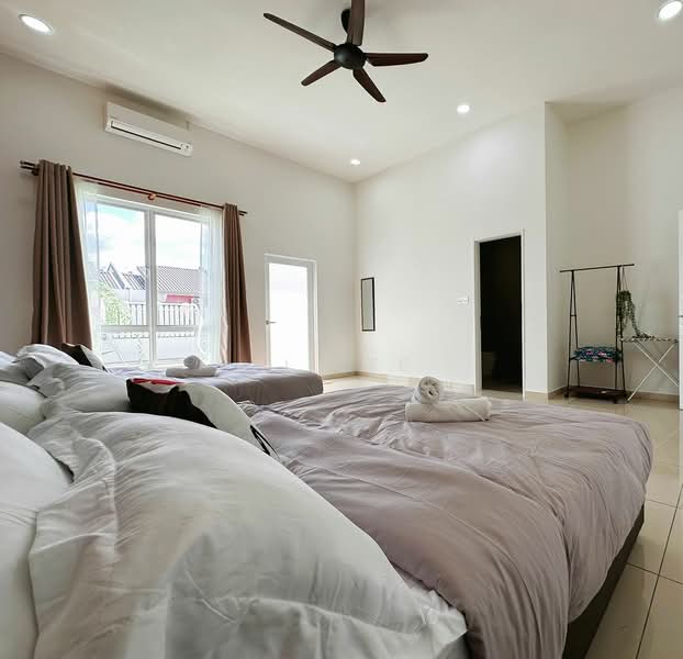 2-storey Terraced House for Sale in Bandar Sri Sendayan (Negeri Sembilan) - KL See - Bedroom - PropertyGuru.com.my