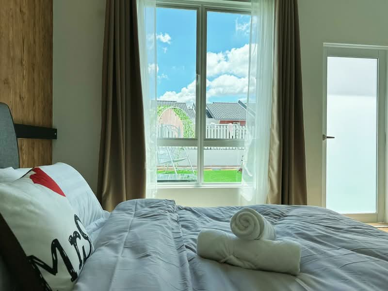 2-storey Terraced House for Sale in Bandar Sri Sendayan (Negeri Sembilan) - KL See - Bedroom - PropertyGuru.com.my
