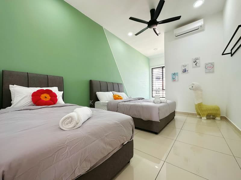 2-storey Terraced House for Sale in Bandar Sri Sendayan (Negeri Sembilan) - KL See - Bedroom - PropertyGuru.com.my