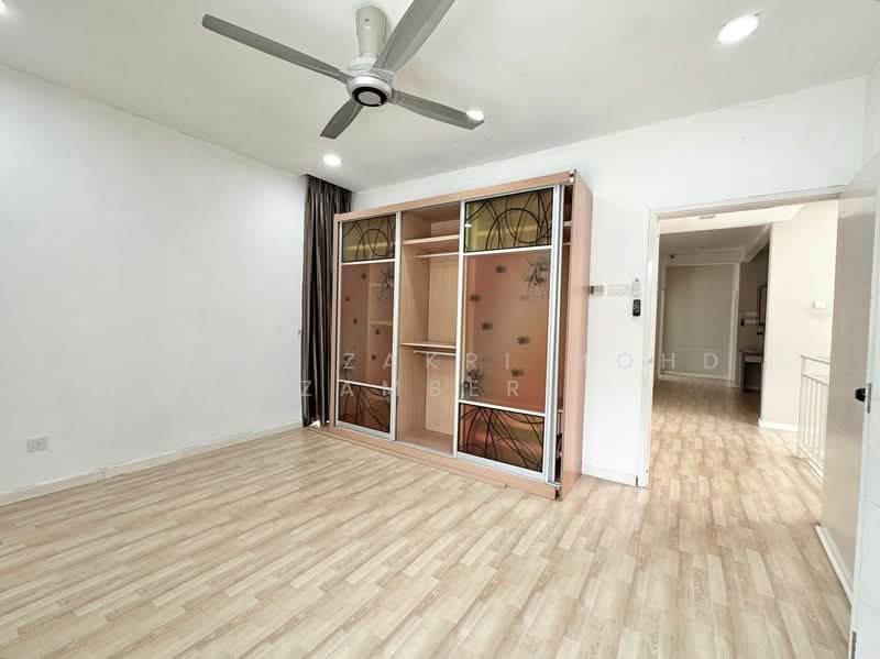 Rumah Teres 2 Tingkat untuk Dijual di Bandar Bukit Raja (Klang) - Mohd Zakri Mohd Zamberi - Bedroom - PropertyGuru.com.my