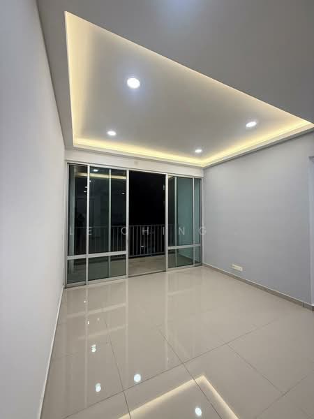Servis Apartment untuk Disewa di Greenfield Regency - Le Ching . - Balcony - PropertyGuru.com.my