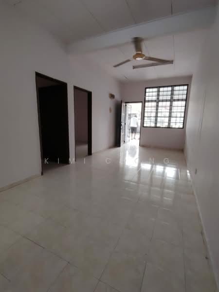 1-storey Terraced House for Sale in Taman Dato Demang (Seri Kembangan) - Kimi Chong - PropertyGuru.com.my