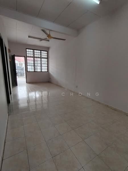 1-storey Terraced House for Sale in Taman Dato Demang (Seri Kembangan) - Kimi Chong - PropertyGuru.com.my