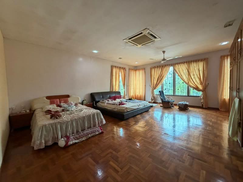 Semi-Detached House for Sale in Taman Impian Emas (Skudai) - Evelyn Heng - Bedroom - PropertyGuru.com.my