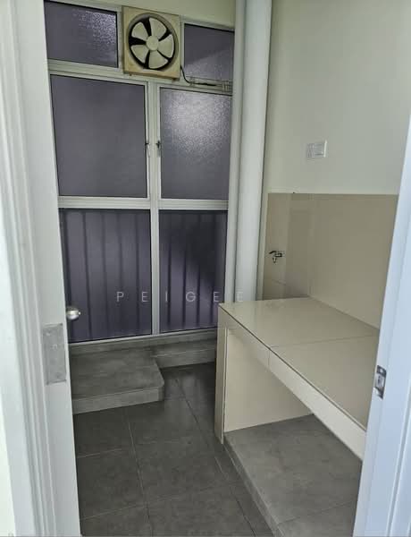 Service Residence for Sale at The Zizz @ Damansara North - PeiGee . - Interior - PropertyGuru.com.my