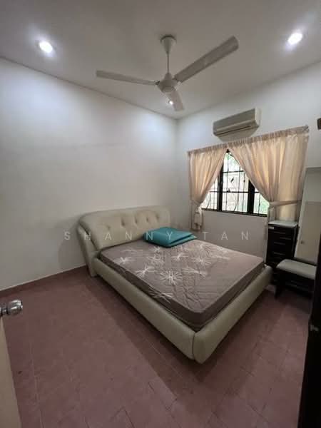Semi-Detached House for Sale in Sungai Long (Bandar Sungai Long) - Shanny Tan - Bedroom - PropertyGuru.com.my