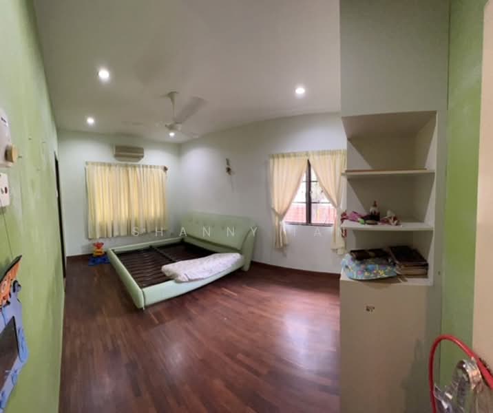 Semi-Detached House for Sale in Sungai Long (Bandar Sungai Long) - Shanny Tan - Bedroom - PropertyGuru.com.my