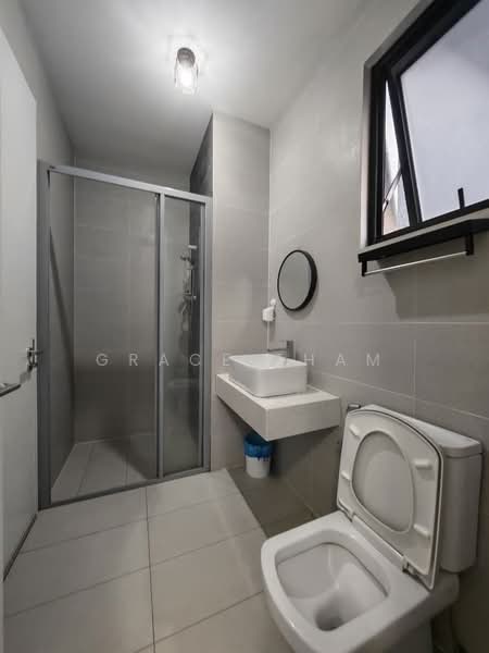 Servis Apartment untuk Disewa di Le Pavillion - Grace Tham - Bathroom - PropertyGuru.com.my