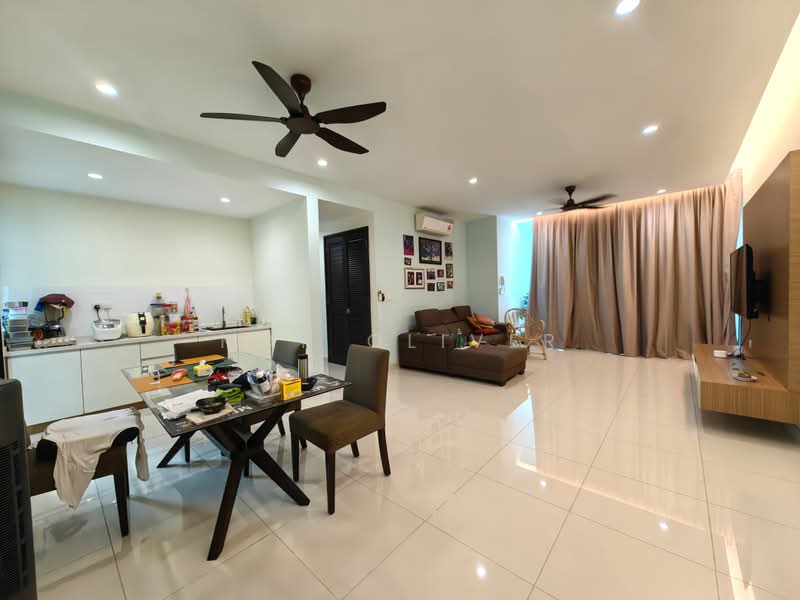 Condominium for Sale at KM1 West - Mak Oliver - Living Room - PropertyGuru.com.my