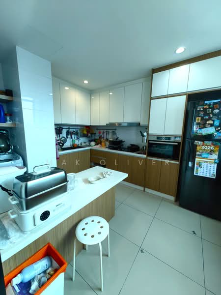 Condominium for Sale at KM1 West - Mak Oliver - Kitchen - PropertyGuru.com.my