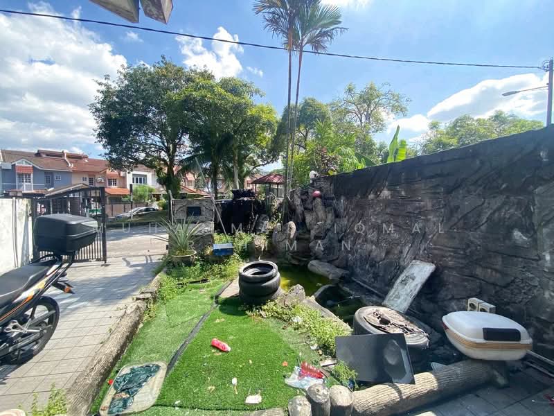 2-storey Terraced House for Sale in Seksyen 9 (Shah Alam) - Muhammad Iqmal Rahiman - Exterior - PropertyGuru.com.my