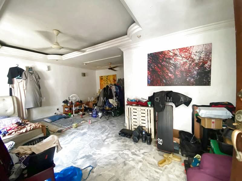 2-storey Terraced House for Sale in Seksyen 9 (Shah Alam) - Muhammad Iqmal Rahiman - Living Room - PropertyGuru.com.my