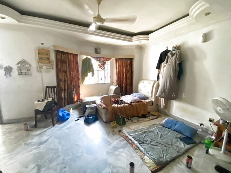 2-storey Terraced House for Sale in Seksyen 9 (Shah Alam) - Muhammad Iqmal Rahiman - Bedroom - PropertyGuru.com.my