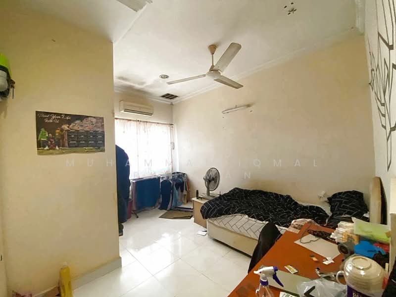 2-storey Terraced House for Sale in Seksyen 9 (Shah Alam) - Muhammad Iqmal Rahiman - Bedroom - PropertyGuru.com.my