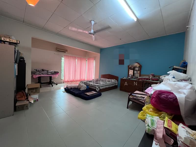 Rumah Berkembar untuk Dijual di Bandar Sungai Long (Selangor) - Shanny Tan - Bedroom - PropertyGuru.com.my