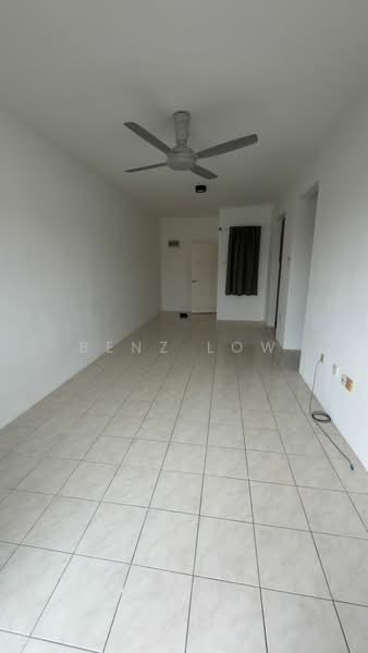 Pangsapuri untuk Disewa di Casa Riana - Benz Low - Living Room - PropertyGuru.com.my