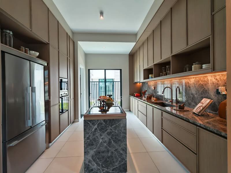 Rumah Teres 3 Tingkat untuk Dijual di Seksyen U15 (Shah Alam) - Zuraina Rajudin - Kitchen - PropertyGuru.com.my