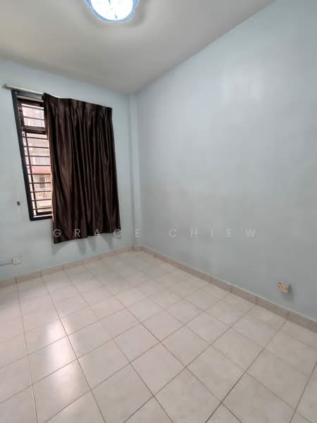 Rumah Flat untuk Disewa di Taman Daya - Jalan Nibong 14 - Grace Chiew - Interior - PropertyGuru.com.my