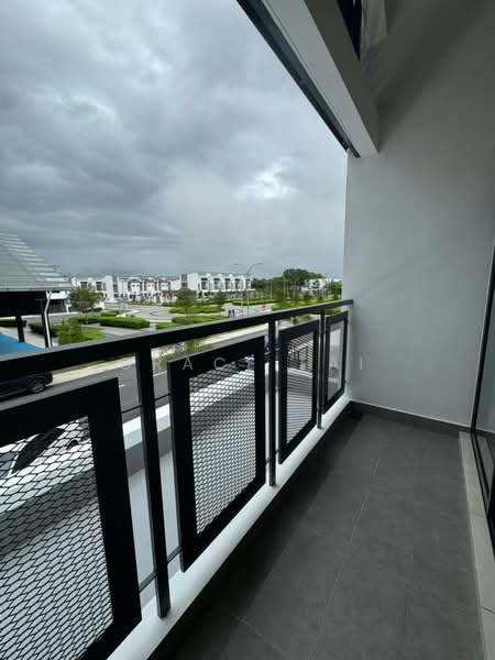 Rumah Teres 2 Tingkat untuk Disewa di Telok Panglima Garang (Selangor) - Grace Lai - Balcony - PropertyGuru.com.my