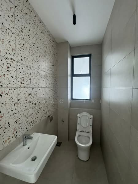 Rumah Teres 2 Tingkat untuk Disewa di Telok Panglima Garang (Selangor) - Grace Lai - Bathroom - PropertyGuru.com.my