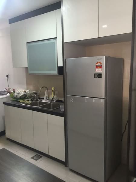 Kondominium untuk Dijual di Aloha Tower Condominium - Kasper Lee - Kitchen - PropertyGuru.com.my