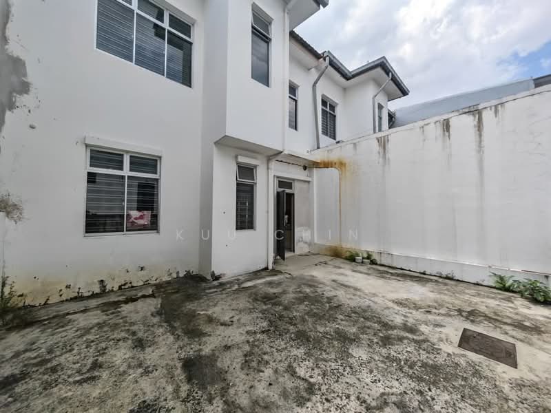 2-storey Terraced House for Sale in Taman Pelangi Indah (Ulu Tiram) - Kuu Chin - Exterior - PropertyGuru.com.my