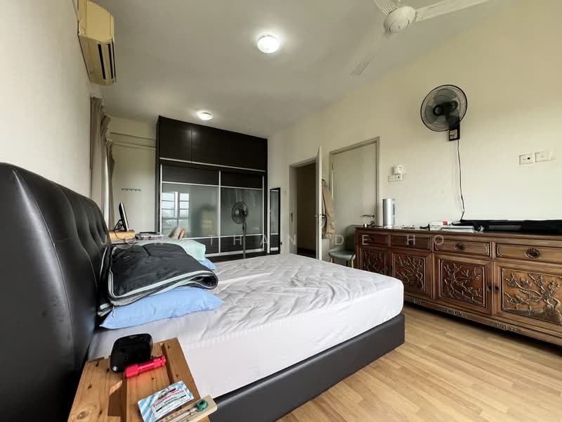 Condominium for Sale at Li Villas - Jonathan De Ho - Bedroom - PropertyGuru.com.my