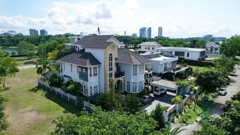 Bungalow for Sale in Perdana Lakeview East (Cyberjaya) - Hawa Ibrahim - Exterior - PropertyGuru.com.my