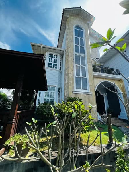 Bungalow for Sale in Perdana Lakeview East (Cyberjaya) - Hawa Ibrahim - Exterior - PropertyGuru.com.my